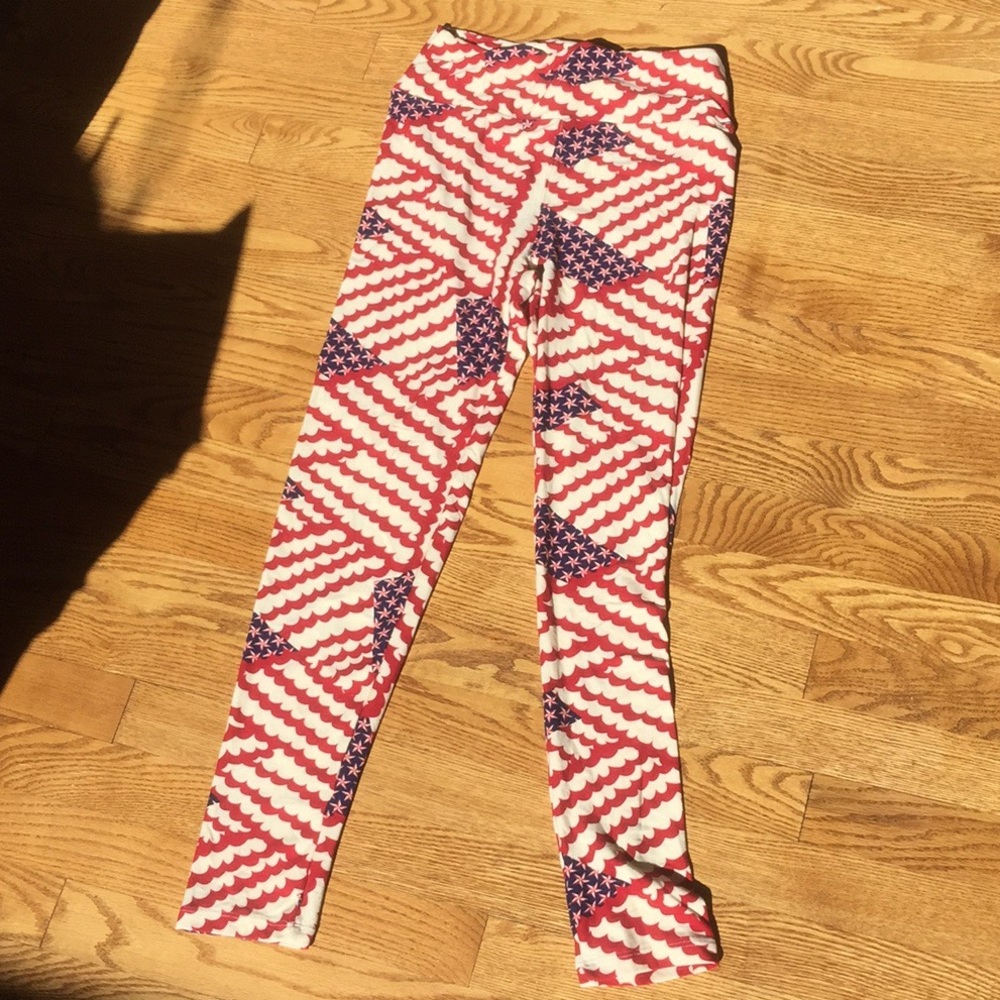LulaRoe Red, White & Blue OS leggings